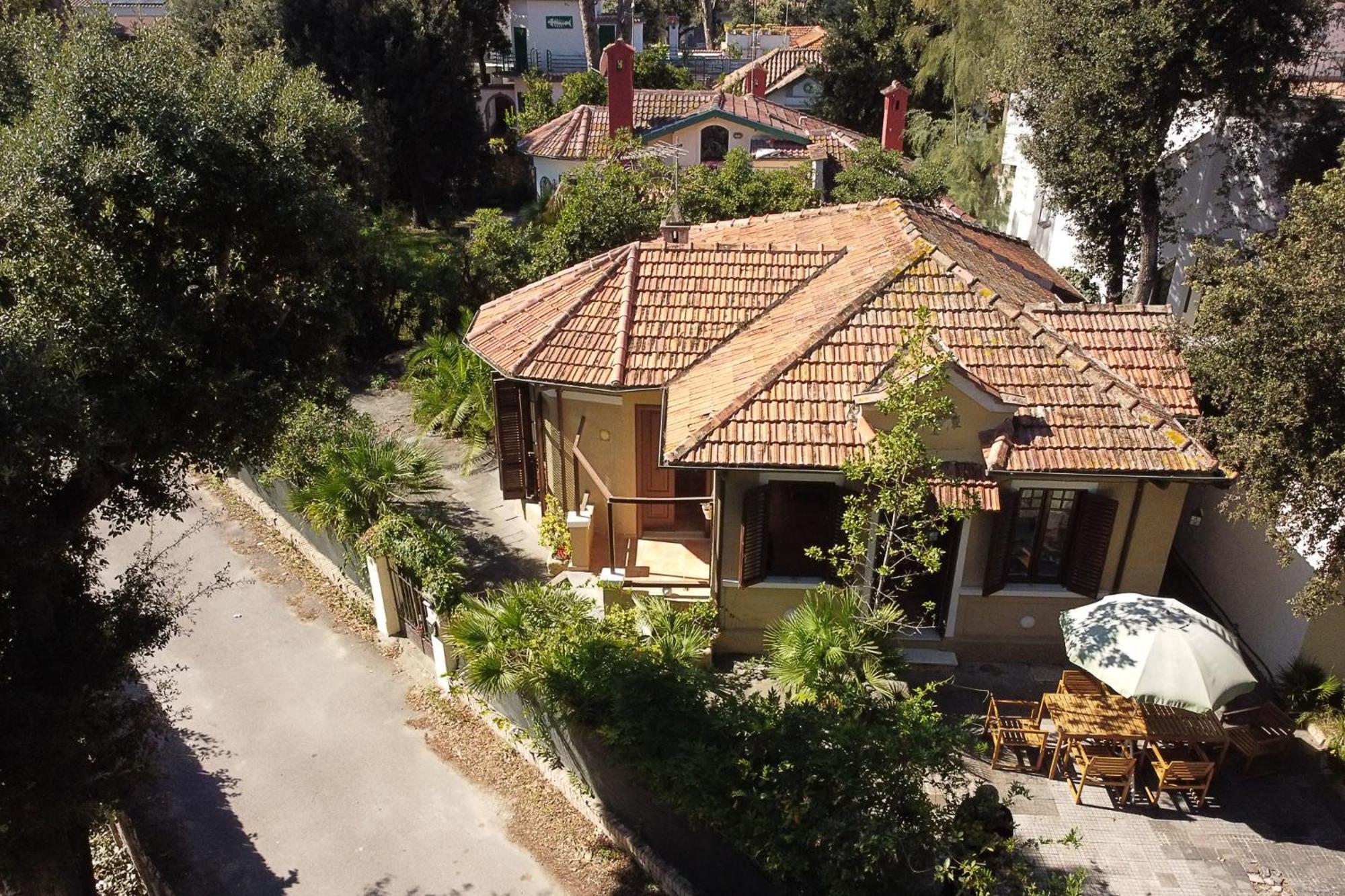 Exclusive Charming Villa - Free Parking 400 Mq Garden - Rome Airport - Roseto Villa Dream เฟรเจเน ภายนอก รูปภาพ