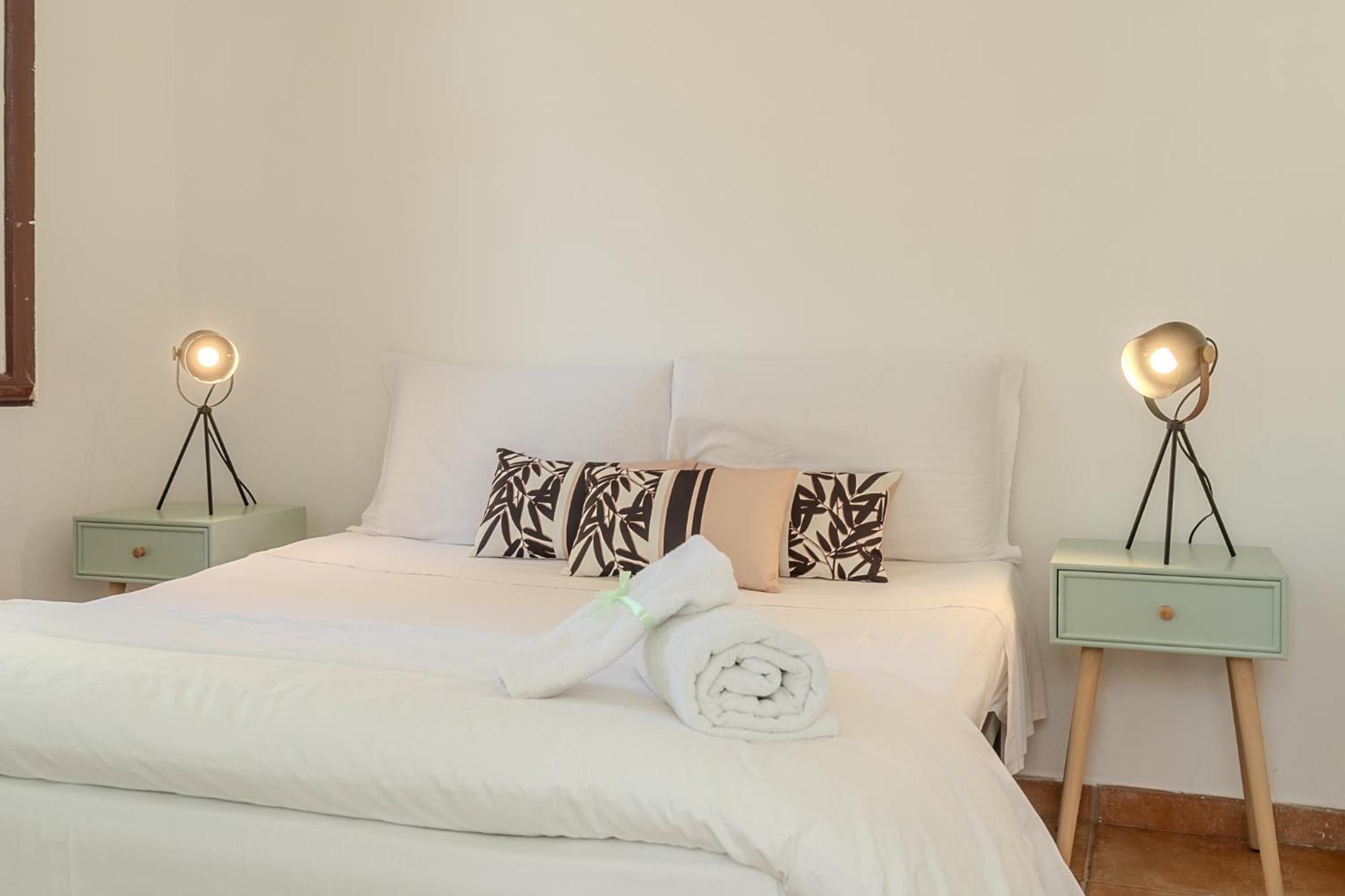 Exclusive Charming Villa - Free Parking 400 Mq Garden - Rome Airport - Roseto Villa Dream เฟรเจเน ภายนอก รูปภาพ